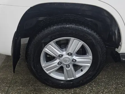Toyota Land Cruiser 2013 года за 24 500 000 тг. в Актобе – фото 32