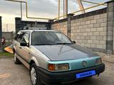 Volkswagen Passat 1989 года за 975 000 тг. в Алматы