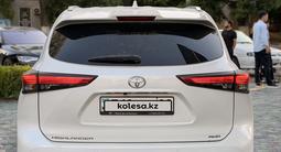 Toyota Highlander 2021 года за 22 000 000 тг. в Астана – фото 5