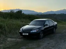 Toyota Camry, 2004