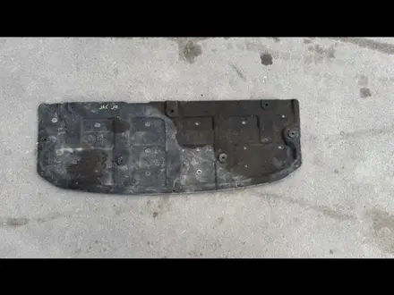 ЗАЩИТА ДВИГАТЕЛЯ НИЖНЯЯ JAC J7 за 30 000 тг. в Астана