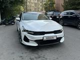 Kia K5 2021 годаfor12 900 000 тг. в Алматы