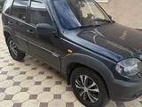 Chevrolet Niva 2015 года за 3 300 000 тг. в Уральск – фото 2