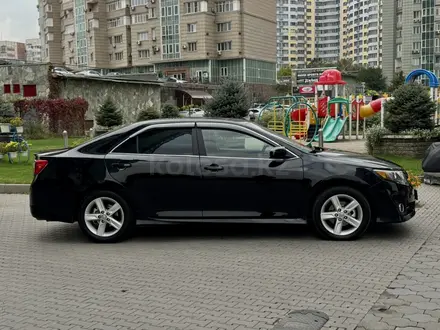 Toyota Camry 2014 года за 6 780 000 тг. в Алматы – фото 10