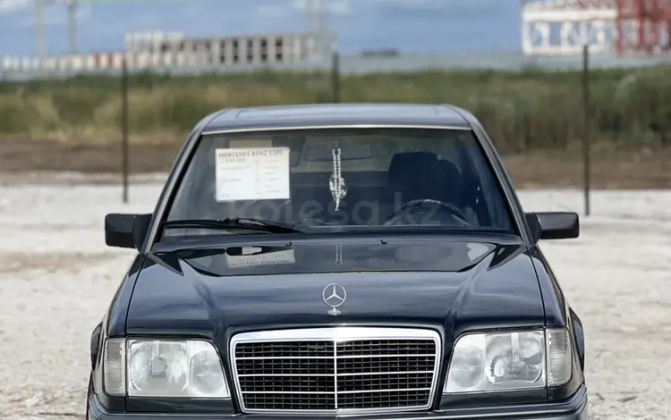 Mercedes-Benz E 280 1993 годаүшін2 890 000 тг. в Астана