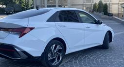 Hyundai Elantra 2024 годаүшін11 500 000 тг. в Алматы – фото 4