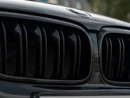 BMW M5 2018 года за 42 500 000 тг. в Астана – фото 19