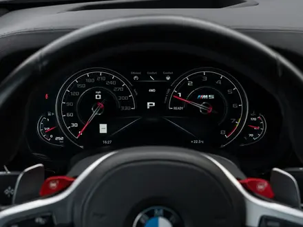 BMW M5 2018 года за 42 500 000 тг. в Астана – фото 24