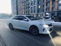 Toyota Camry 2016 годаүшін10 900 000 тг. в Астана – фото 2