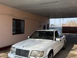 Mercedes-Benz E 280 1994 года за 1 750 000 тг. в Тараз