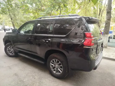 Toyota Land Cruiser Prado 2020 года за 25 000 000 тг. в Алматы – фото 2