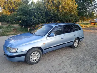 Toyota Carina E