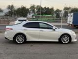 Toyota Camry 2019 годаүшін14 200 000 тг. в Алматы – фото 3