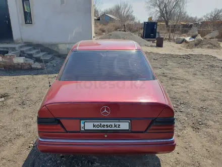 Mercedes-Benz E 230 1992 года за 1 200 000 тг. в Кызылорда – фото 5