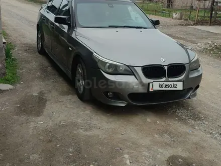 BMW 520 2004 года за 3 400 000 тг. в Есик – фото 3