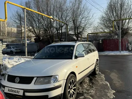 Volkswagen Passat 1998 года за 1 800 000 тг. в Алматы – фото 2