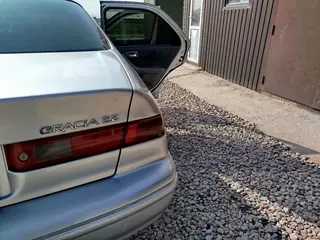 Toyota Camry, 1998