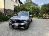 Volkswagen Tiguan 2022 года за 17 500 000 тг. в Алматы – фото 3
