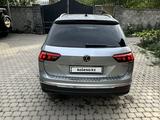 Volkswagen Tiguan 2022 года за 17 500 000 тг. в Алматы – фото 4
