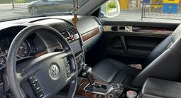 Volkswagen Touareg 2007 года за 8 999 999 тг. в Алматы – фото 5