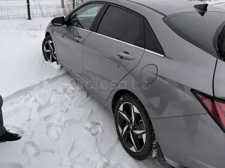Hyundai Elantra 2022 года за 9 600 000 тг. в Караганда – фото 6