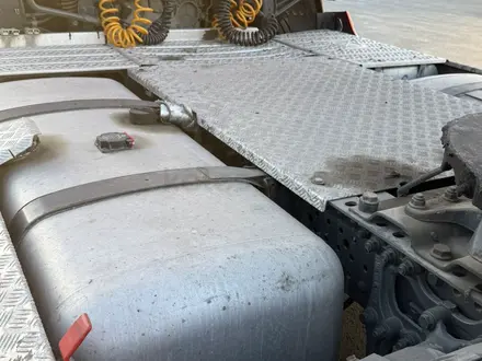 Mercedes-Benz  Actros 2014 года за 21 000 000 тг. в Костанай – фото 12