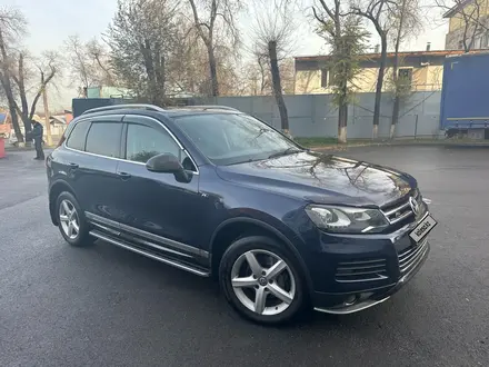 Volkswagen Touareg 2011 года за 9 300 000 тг. в Алматы – фото 6
