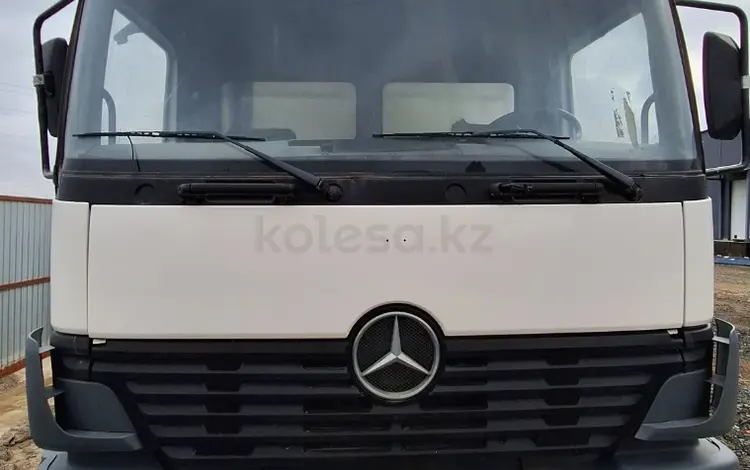 Mercedes-Benz  Axor 2002 года за 8 000 000 тг. в Атырау