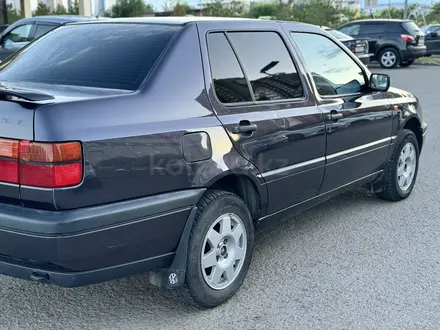 Volkswagen Vento 1994 года за 1 720 000 тг. в Астана – фото 9