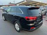 Kia Sorento 2018 года за 9 999 990 тг. в Алматы – фото 4