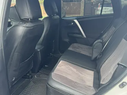 Toyota RAV4 2019 года за 14 000 000 тг. в Актобе – фото 9