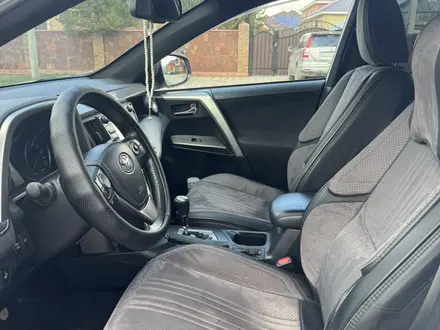 Toyota RAV4 2019 года за 14 000 000 тг. в Актобе – фото 8