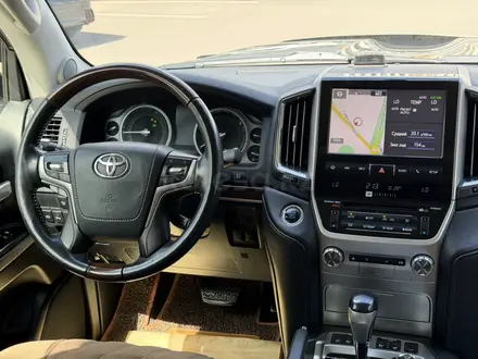 Toyota Land Cruiser 2015 года за 27 990 000 тг. в Астана – фото 13