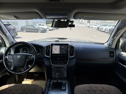 Toyota Land Cruiser 2015 года за 27 990 000 тг. в Астана – фото 14