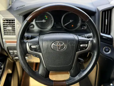 Toyota Land Cruiser 2015 года за 27 990 000 тг. в Астана – фото 15