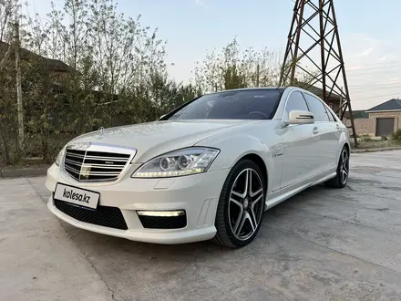 Mercedes-Benz S 65 AMG 2007 года за 12 500 000 тг. в Шымкент – фото 21