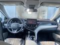 Toyota Camry 2021 года за 8 988 750 тг. в Астана – фото 12