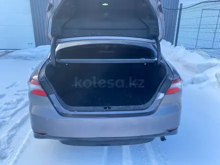 Toyota Camry 2021 года за 8 988 750 тг. в Астана – фото 13