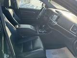 Toyota Highlander 2014 годаfor15 444 444 тг. в Астана – фото 4