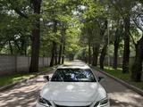 Lexus ES 250 2022 года за 22 000 000 тг. в Алматы