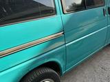 Volkswagen Multivan 1992 годаүшін3 000 000 тг. в Караганда – фото 5