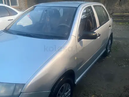 Skoda Fabia 2006 года за 2 100 000 тг. в Семей – фото 3