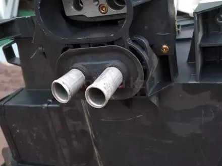 Радиатор печки на HONDA CR-V 2 кузов оригинал. за 15 000 тг. в Астана – фото 2