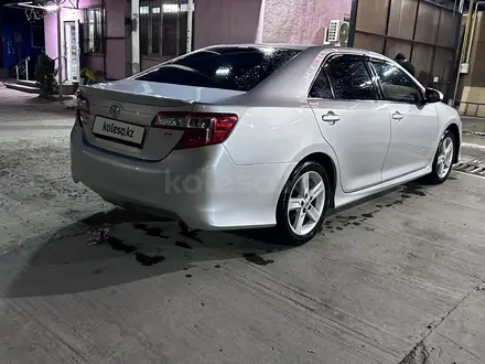 Toyota Camry 2014 года за 7 500 000 тг. в Жаркент – фото 4