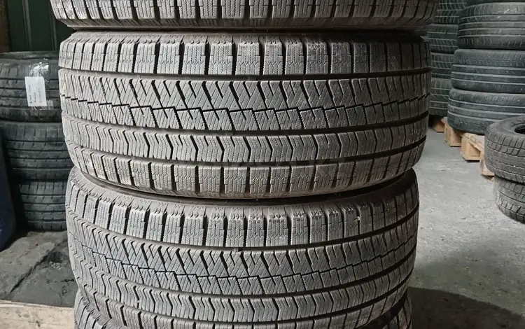 205/50R17 BRIDGESTONE BLIZZAK VRX2 за 130 000 тг. в Алматы