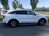 Kia Sorento 2021 года за 14 600 000 тг. в Шымкент – фото 2