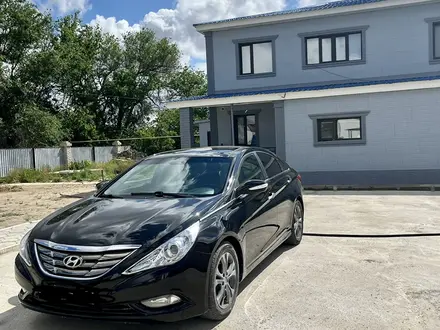 Hyundai Sonata 2011 года за 5 500 000 тг. в Атырау