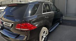 Mercedes-Benz GLE 400 2015 годаүшін21 500 000 тг. в Астана – фото 4