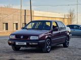 Volkswagen Vento 1993 года за 1 300 000 тг. в Жезказган