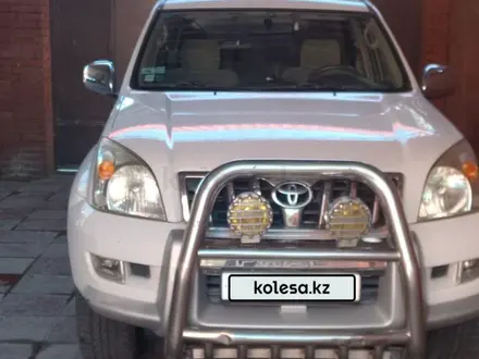 Toyota Land Cruiser Prado 2004 года за 10 000 000 тг. в Шымкент